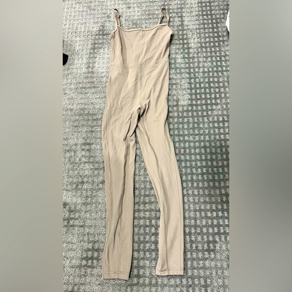 Wilfred free one piece- size adult XS- excellent condition
